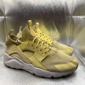 Size 11 Nike Air Huarache Ultra Breathe Yellow Mens Athletic Sneakers 833147-701
